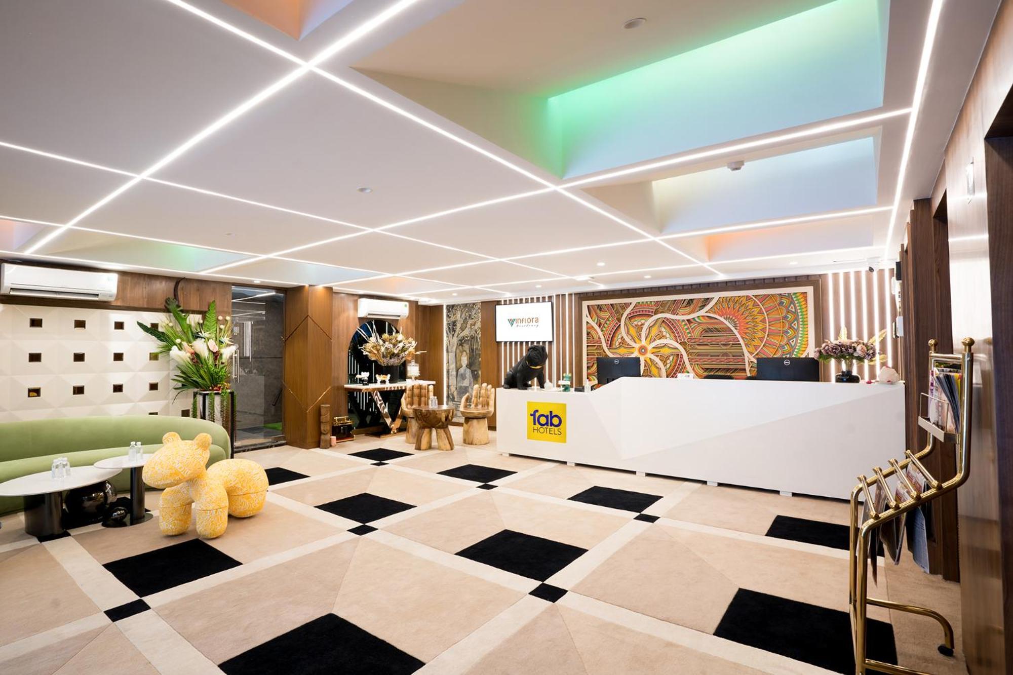 Oriva Vinflora Residency - Nr Lv Prasad Hospital, Banjara Hills Hotel Hyderabad Bagian luar foto