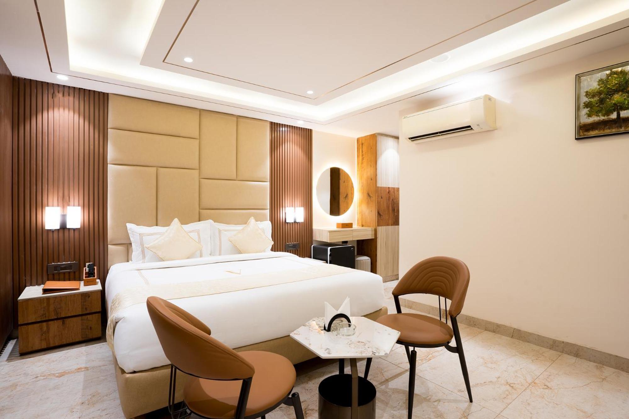 Oriva Vinflora Residency - Nr Lv Prasad Hospital, Banjara Hills Hotel Hyderabad Bagian luar foto