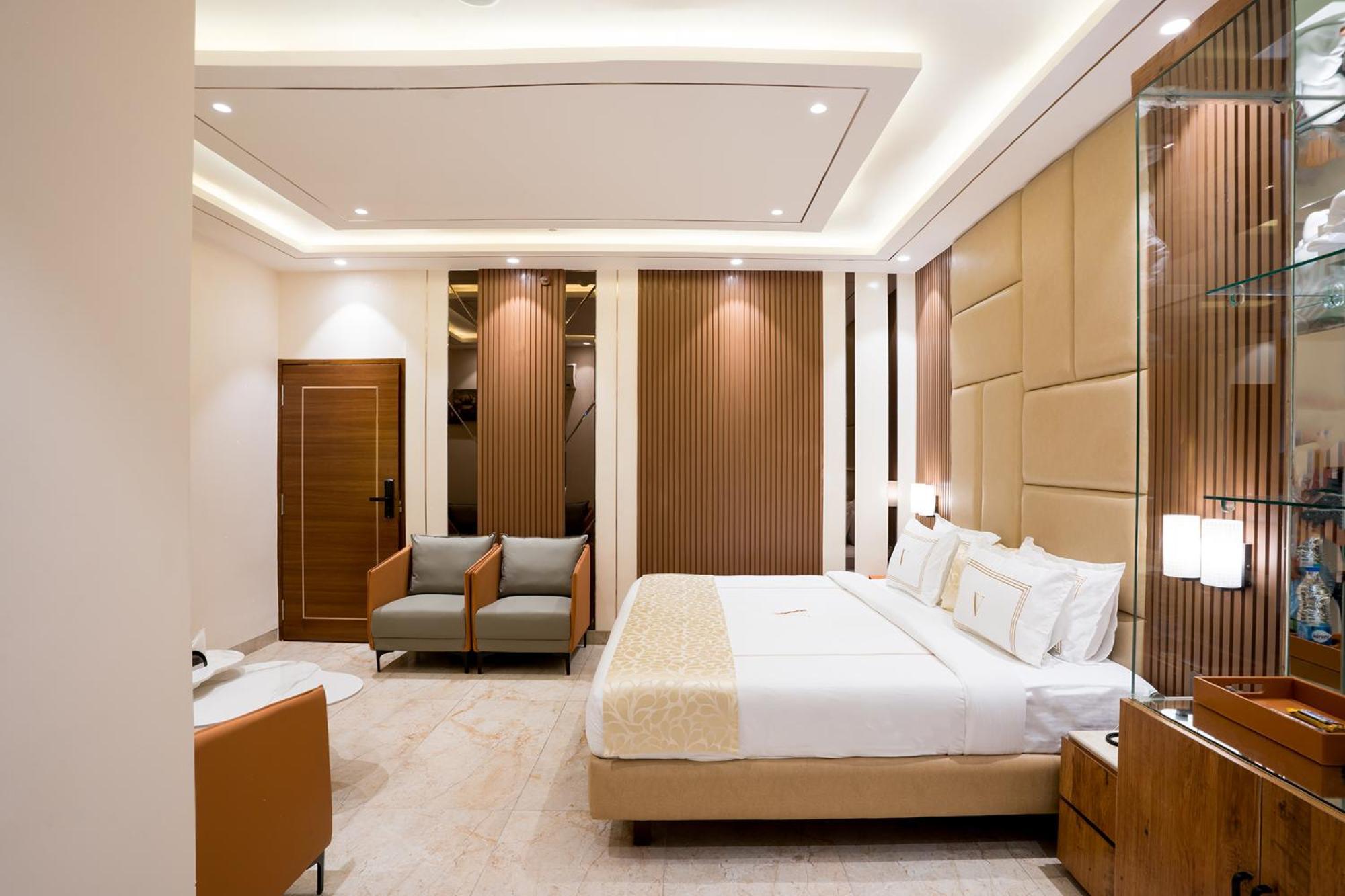 Oriva Vinflora Residency - Nr Lv Prasad Hospital, Banjara Hills Hotel Hyderabad Bagian luar foto
