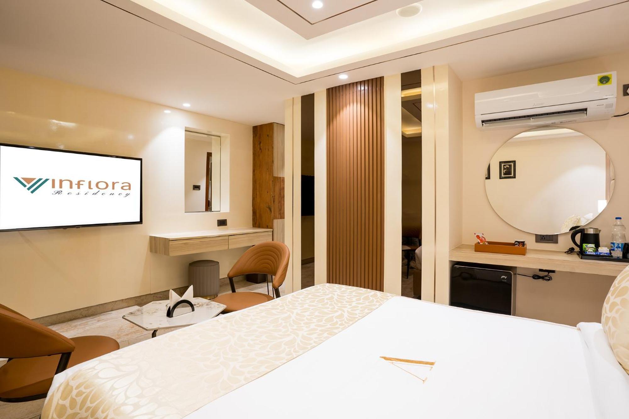 Oriva Vinflora Residency - Nr Lv Prasad Hospital, Banjara Hills Hotel Hyderabad Bagian luar foto