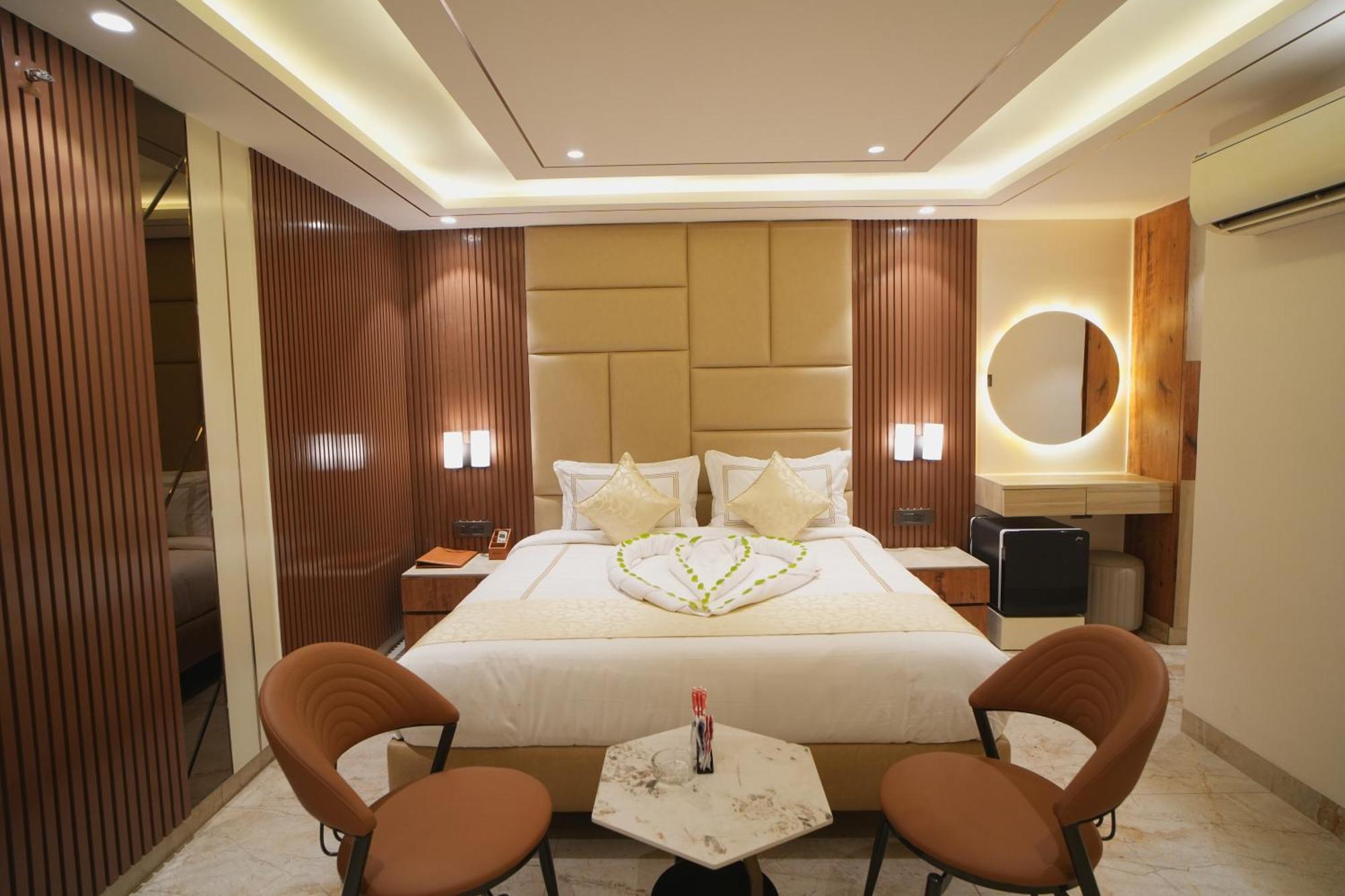 Oriva Vinflora Residency - Nr Lv Prasad Hospital, Banjara Hills Hotel Hyderabad Bagian luar foto