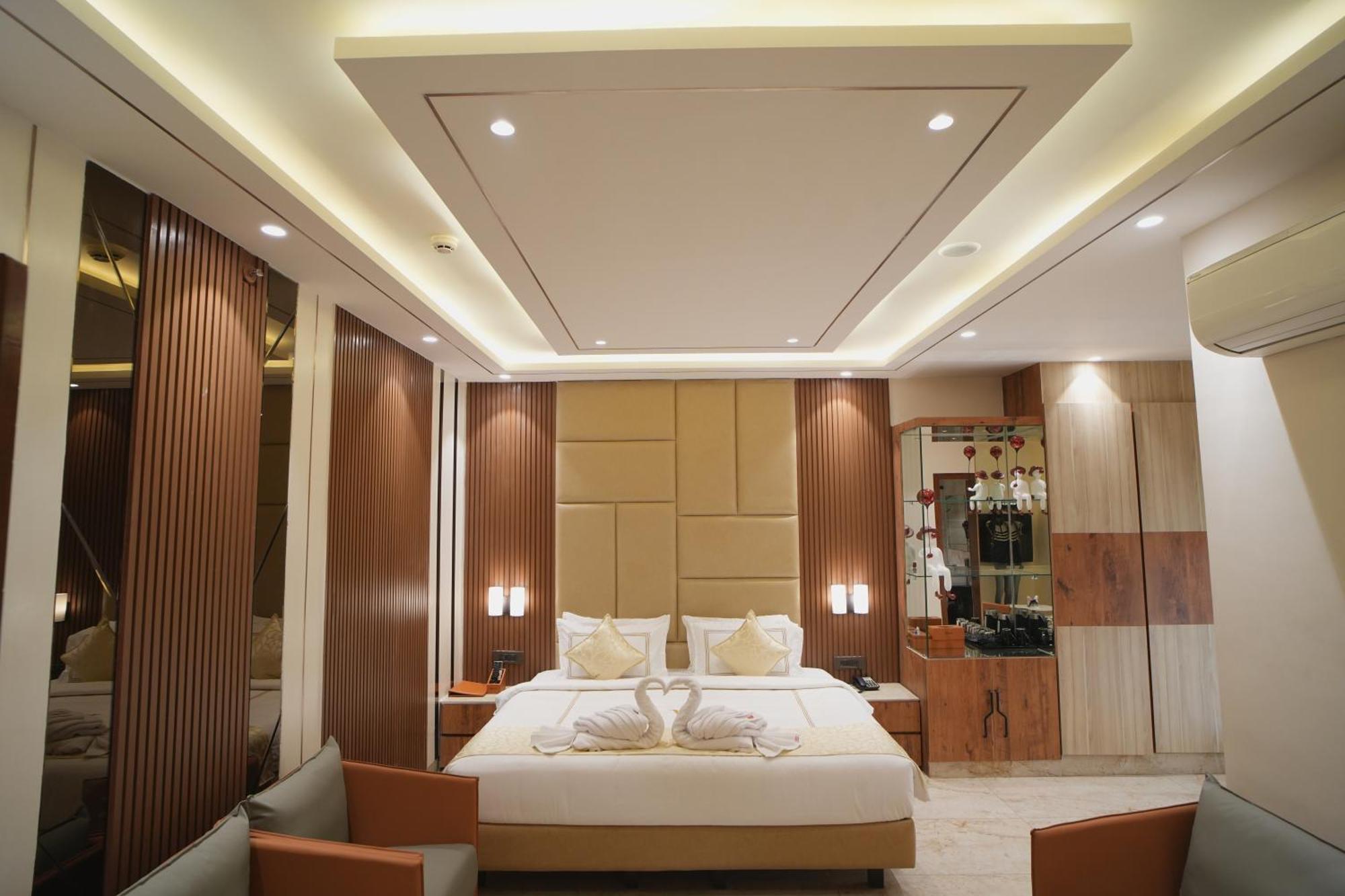 Oriva Vinflora Residency - Nr Lv Prasad Hospital, Banjara Hills Hotel Hyderabad Bagian luar foto