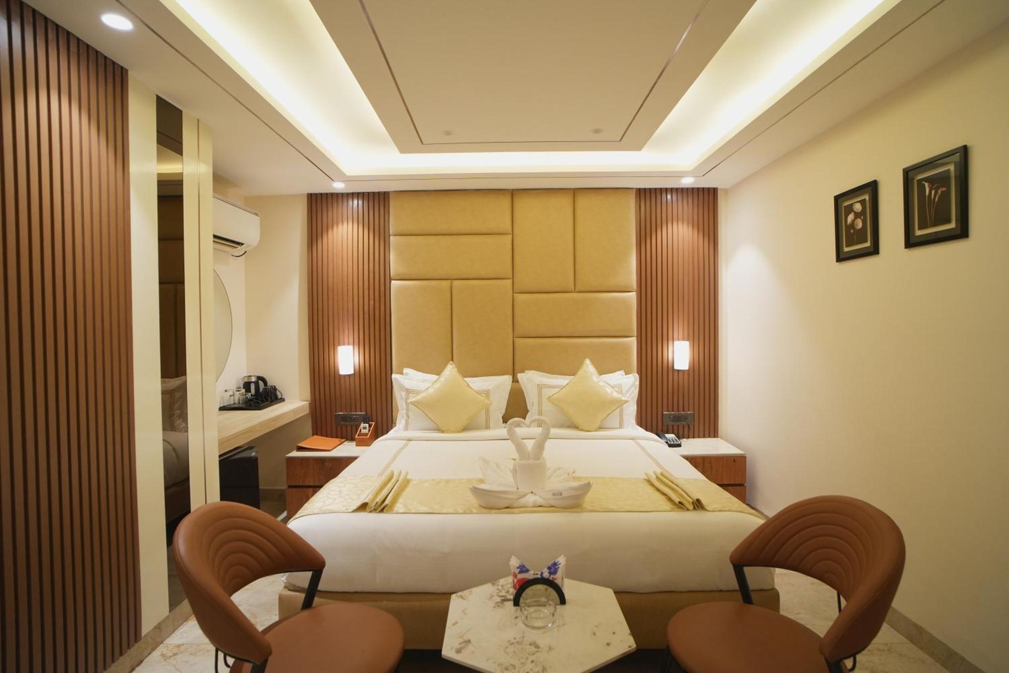 Oriva Vinflora Residency - Nr Lv Prasad Hospital, Banjara Hills Hotel Hyderabad Bagian luar foto